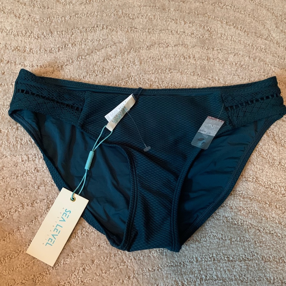 ❗️Beautiful swimming suit bottoms❗️